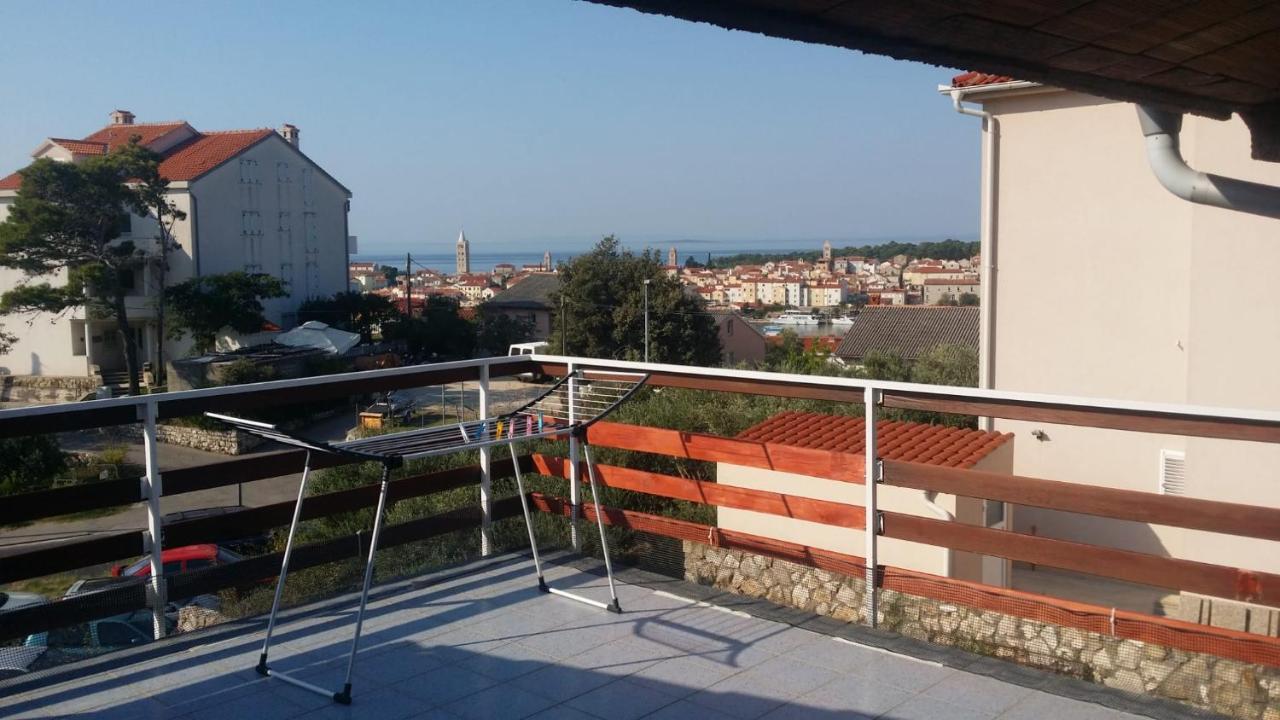 Apartmani Rab - Adrijana & Aleksandra Banjol Exterior photo