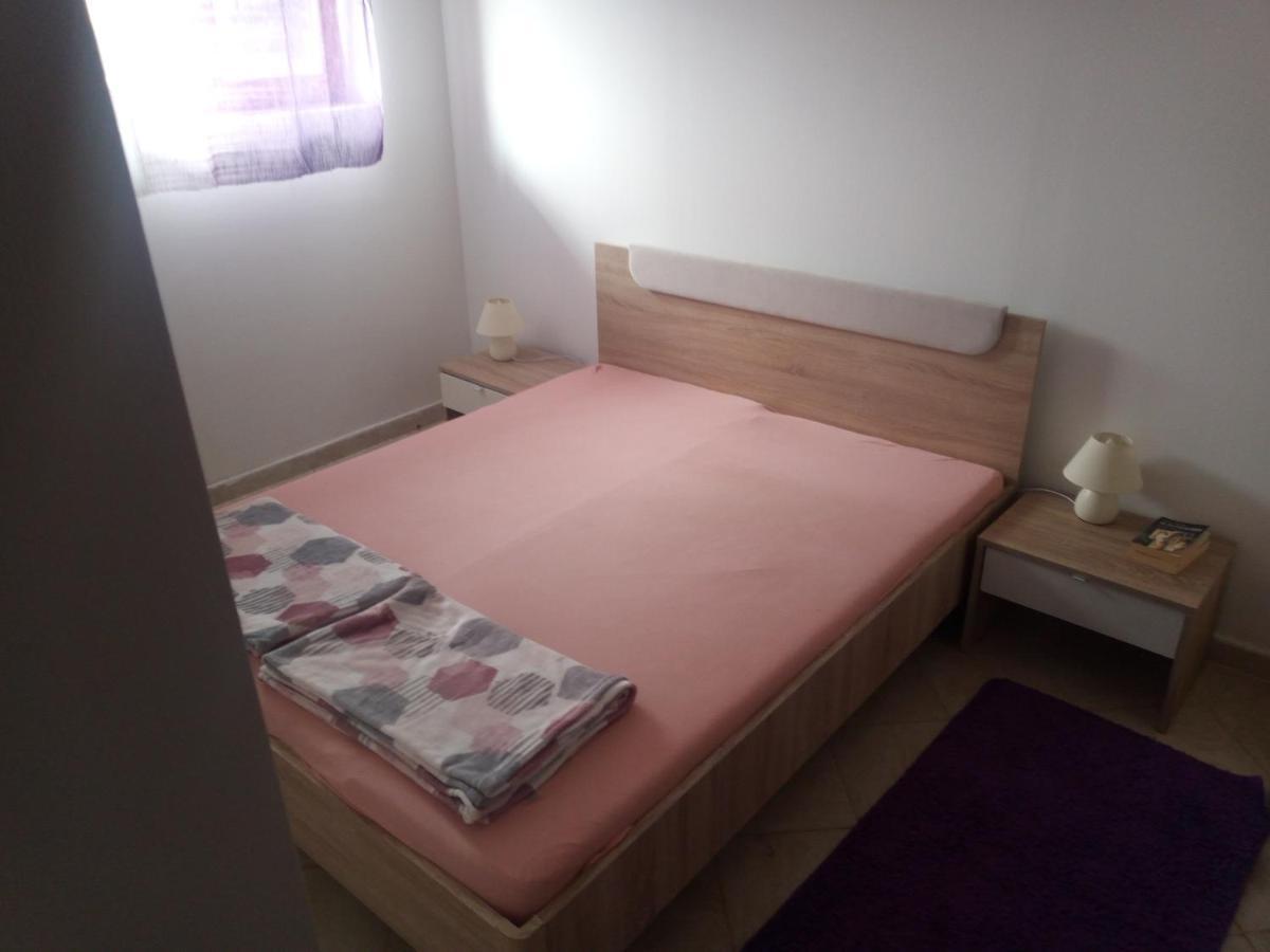 Apartmani Rab - Adrijana & Aleksandra Banjol Exterior photo