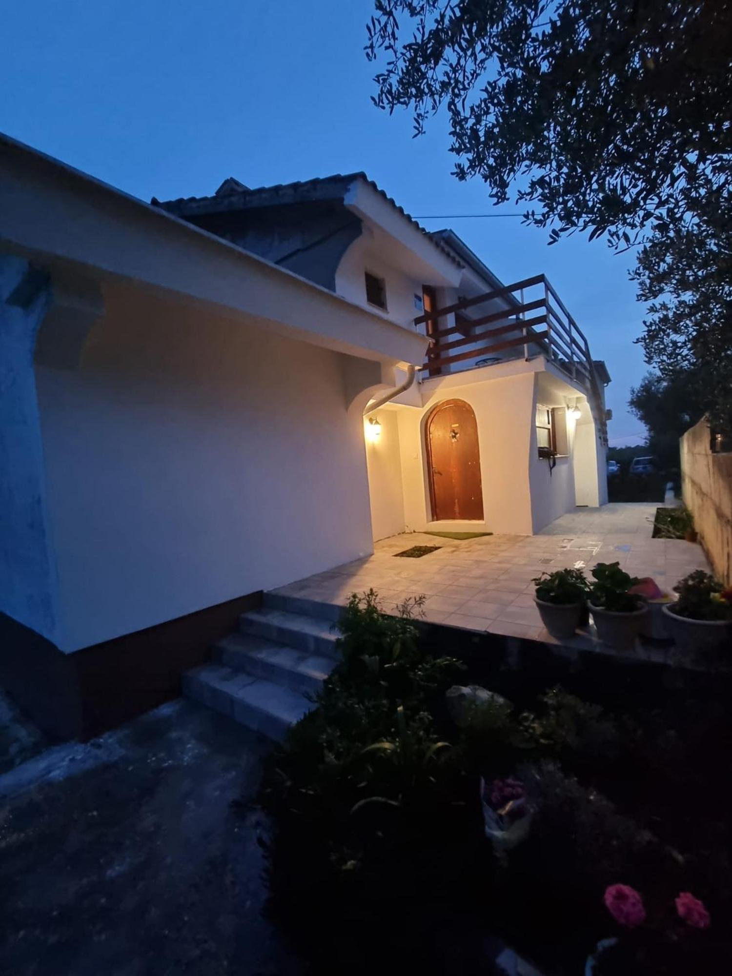 Apartmani Rab - Adrijana & Aleksandra Banjol Exterior photo