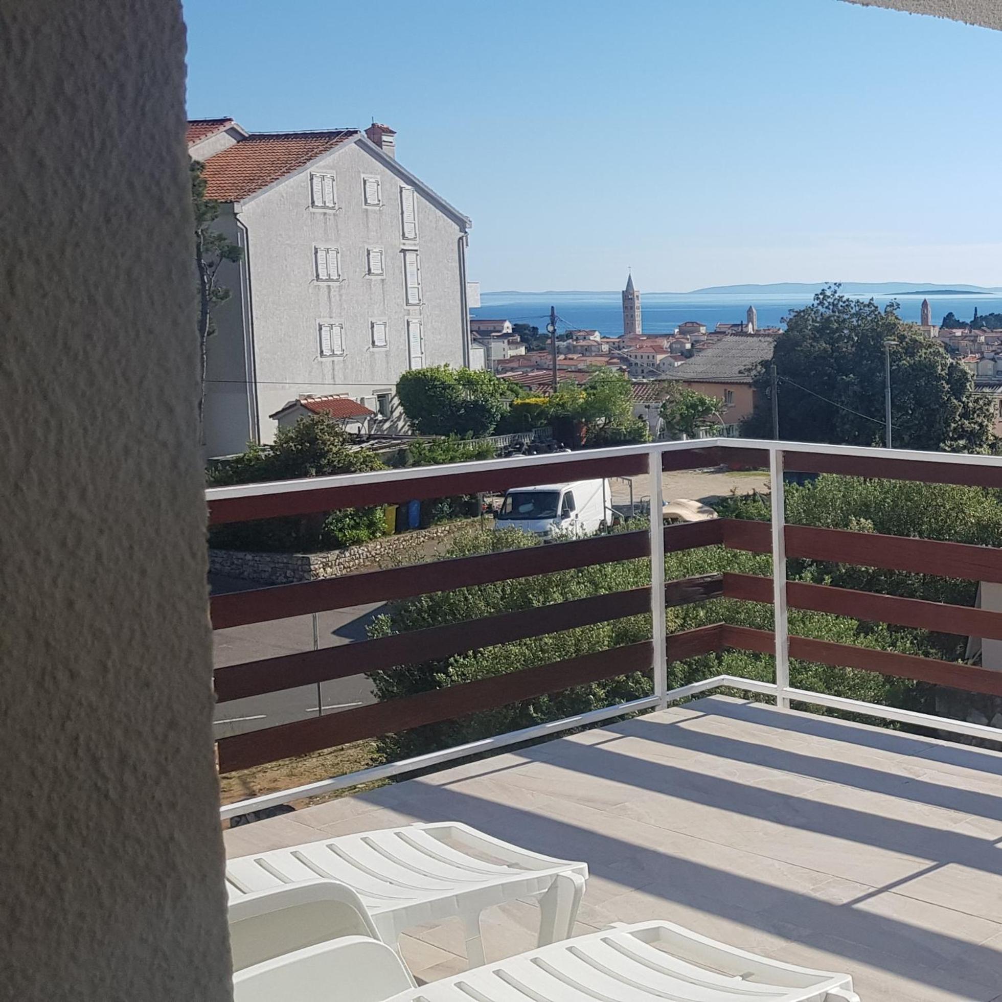 Apartmani Rab - Adrijana & Aleksandra Banjol Exterior photo